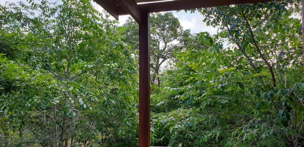 Maya Hill Lodge Black Man Eddy Exterior photo